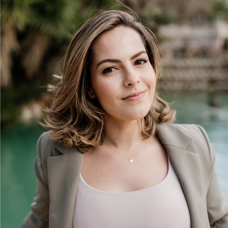 Andrea Romano Velandia Business Development Manager at Flat101 - CRO.CAFE podcast guest